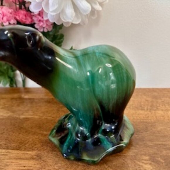 Blue Mountain Pottery Polar Bear Figurine BMP Canadian Vintage Wildlife Decor - Picture 3 of 5